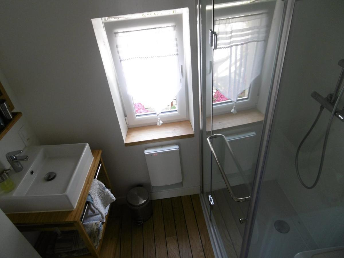 Les Lilas De Bellefontaine Bayeux Habitación foto